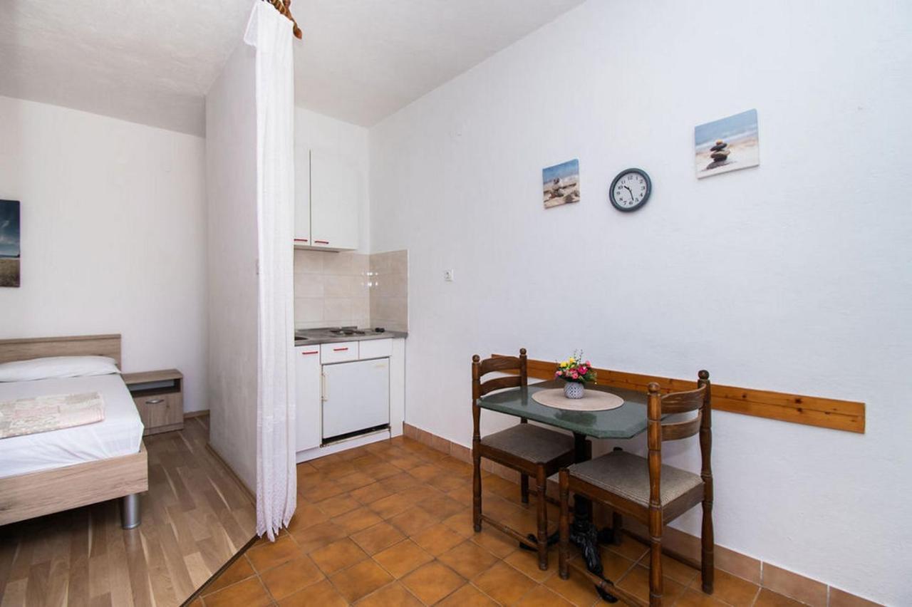 Apartments Crljenko Povljana Dış mekan fotoğraf
