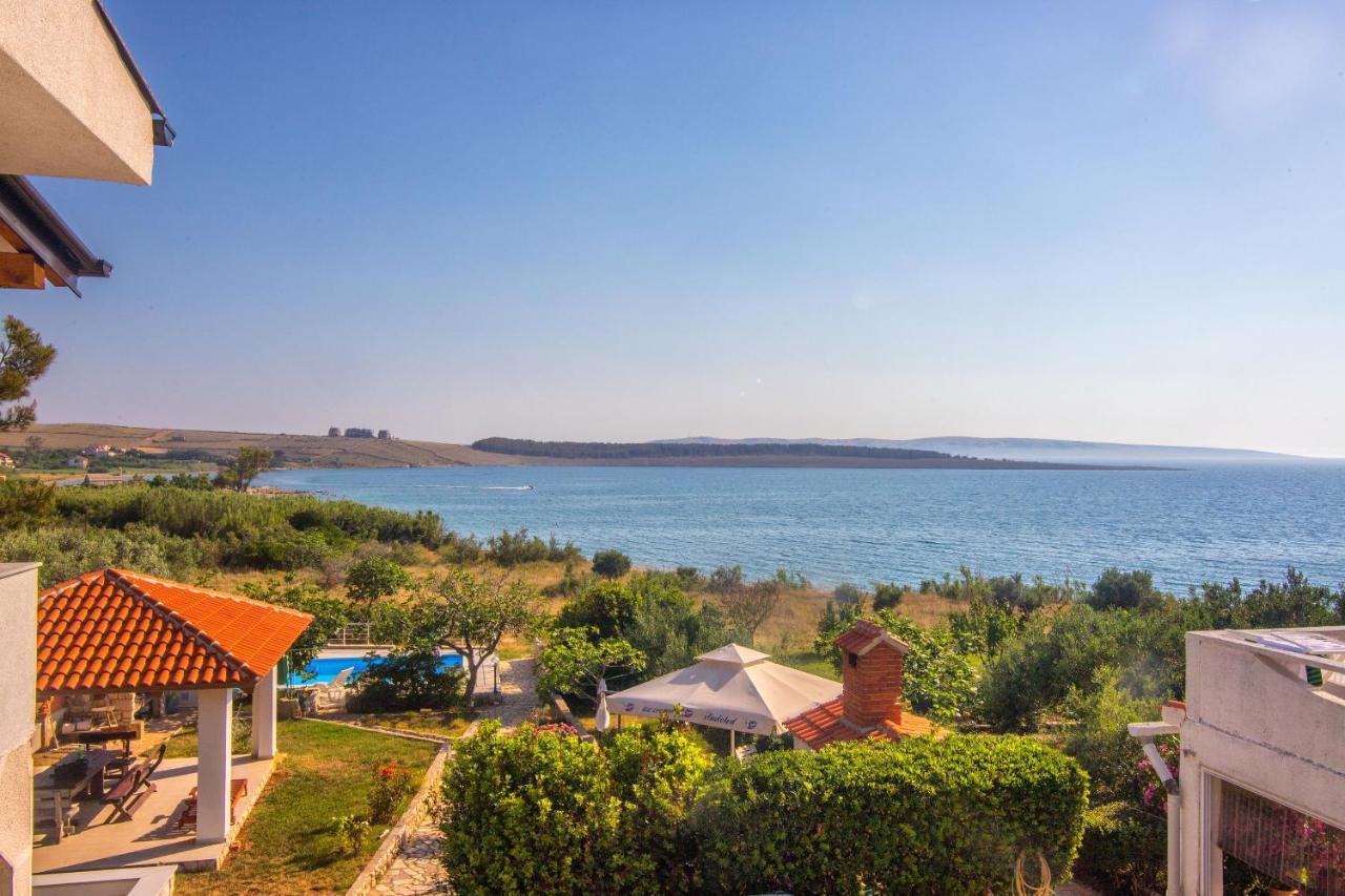 Apartments Crljenko Povljana Dış mekan fotoğraf