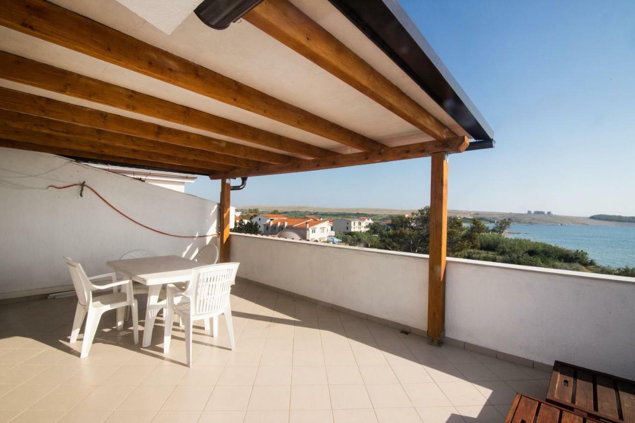 Apartments Crljenko Povljana Dış mekan fotoğraf